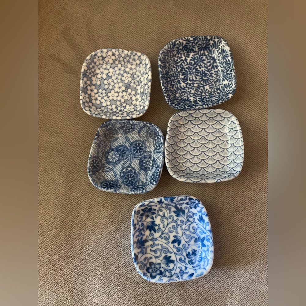 Asian dip/sauce squares